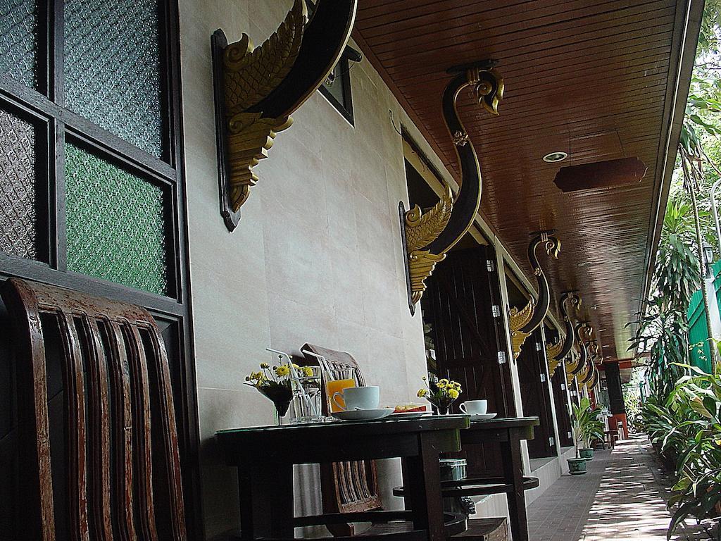 Oyo 434 Boonsiri Place Hotel Bangkok Buitenkant foto
